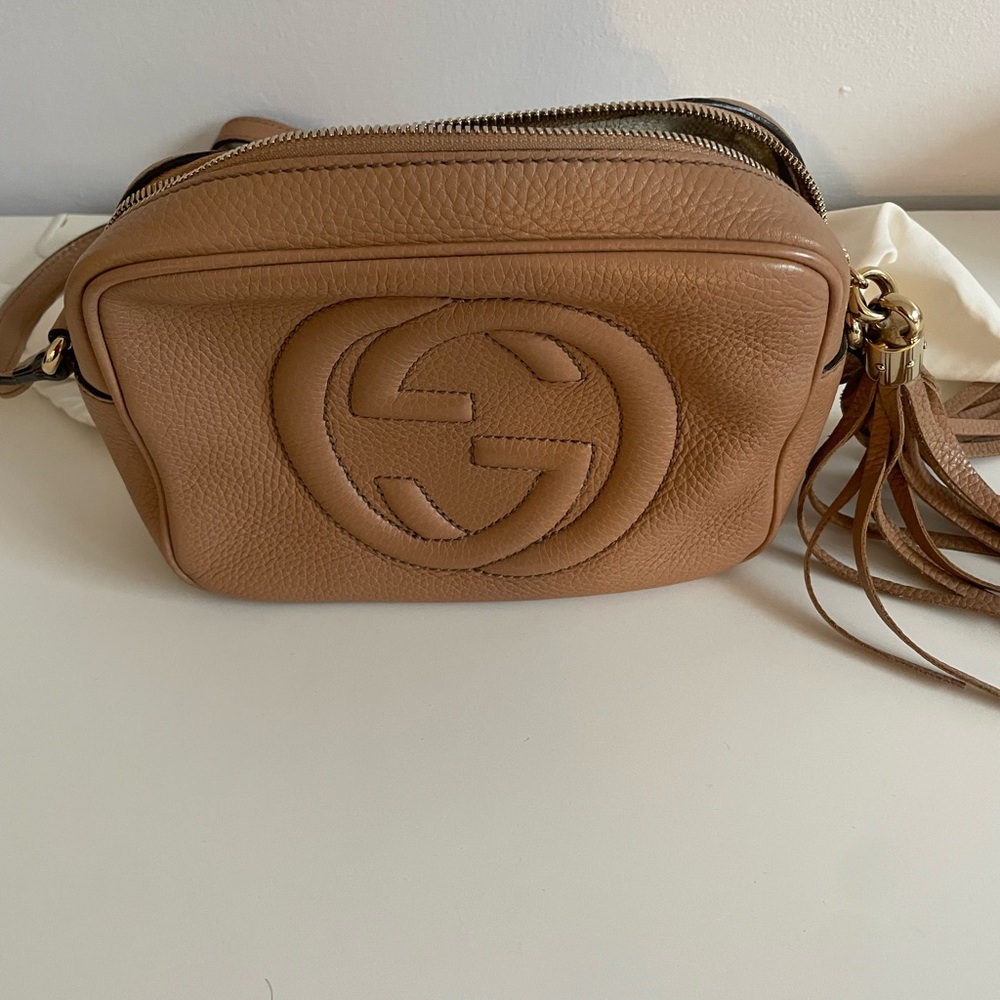 Authentic Gucci small soho disco bag